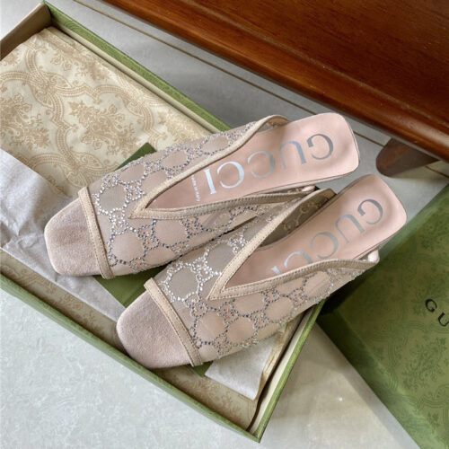 High Quality Luxury Gucci V Cat Heel Slippers – Style 80051 alternate view