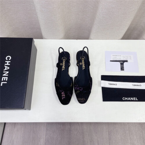 High Quality Luxury Chanel Chunky Heel Flat Graffiti Sandals product detail