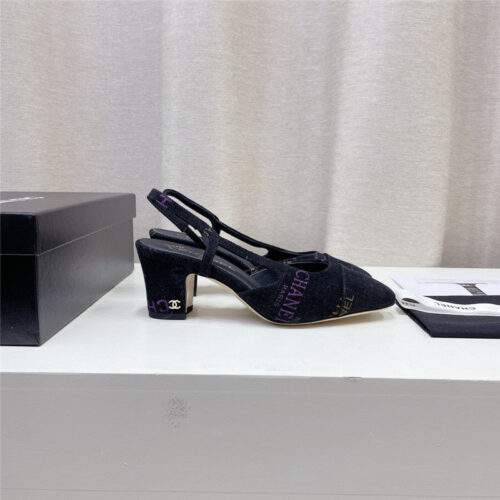 High Quality Luxury Chanel Chunky Heel Graffiti Sandals product detail