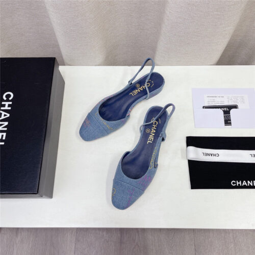 High Quality Luxury Chanel Chunky Heel Flat Graffiti Sandals – Style 64870 product detail