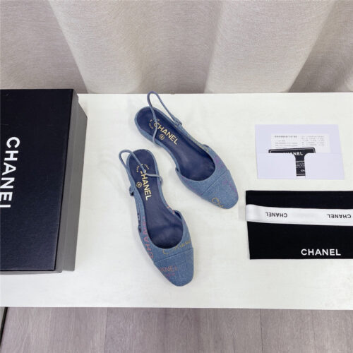 High Quality Luxury Chanel Chunky Heel Flat Graffiti Sandals – Style 64870 product detail