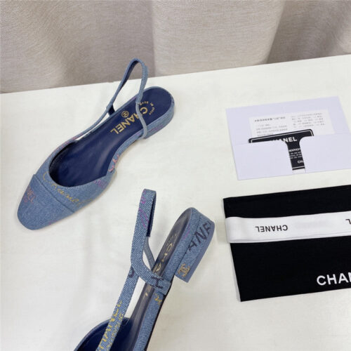 High Quality Luxury Chanel Chunky Heel Flat Graffiti Sandals – Style 64870 product detail