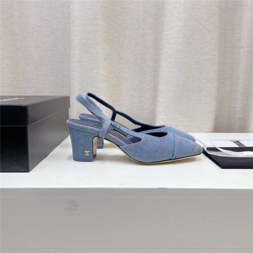 High Quality Luxury Chanel Chunky Heel Graffiti Sandals – Style 95942 product detail