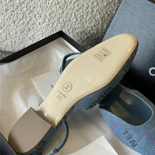 High Quality Luxury Chanel Denim Alphabet Graffiti Slingback Sandals – Style 66118 product detail