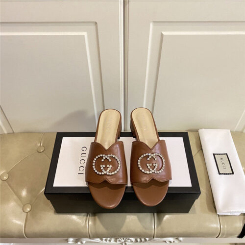 High Quality Luxury Gucci GG Diamond Buckle Slippers alternate view