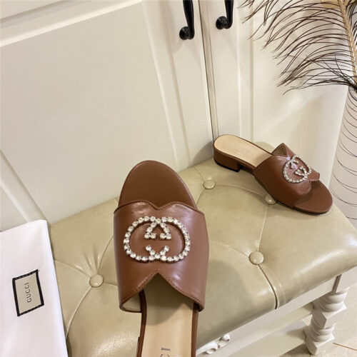 High Quality Luxury Gucci GG Diamond Buckle Slippers product detail