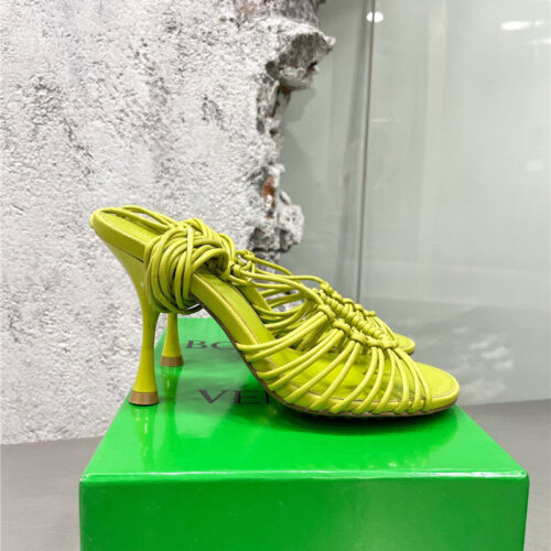 High Quality Luxury Bottega Veneta Strappy Heeled Sandals – Style 77638 alternate view