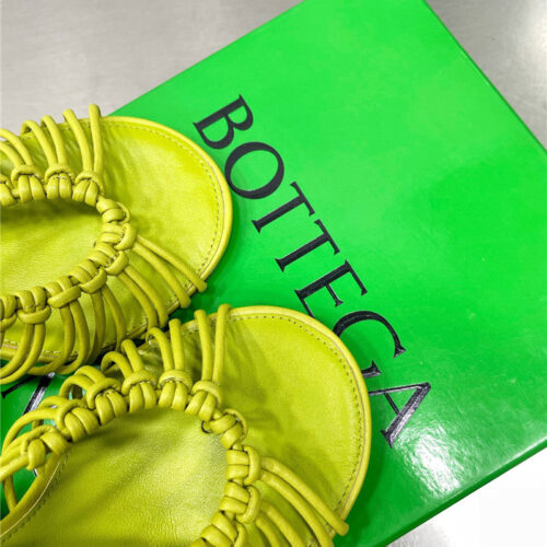 High Quality Luxury Bottega Veneta Strappy Heeled Sandals – Style 77638 product detail