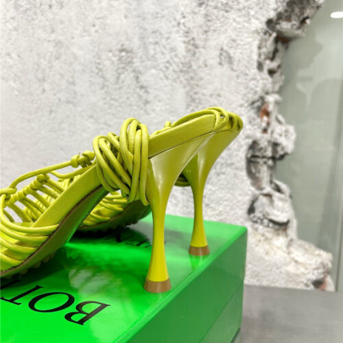 High Quality Luxury Bottega Veneta Strappy Heeled Sandals – Style 77638 product detail