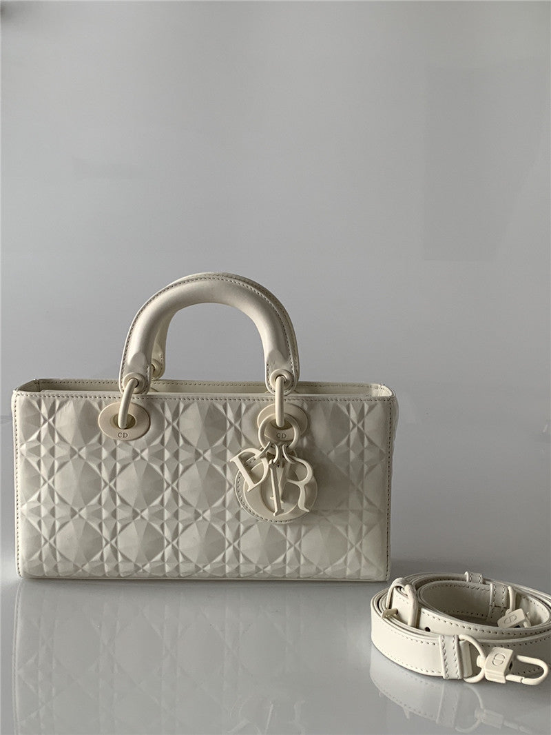 High Quality Luxury Dior Lady D-Joy Bag – Style 25420