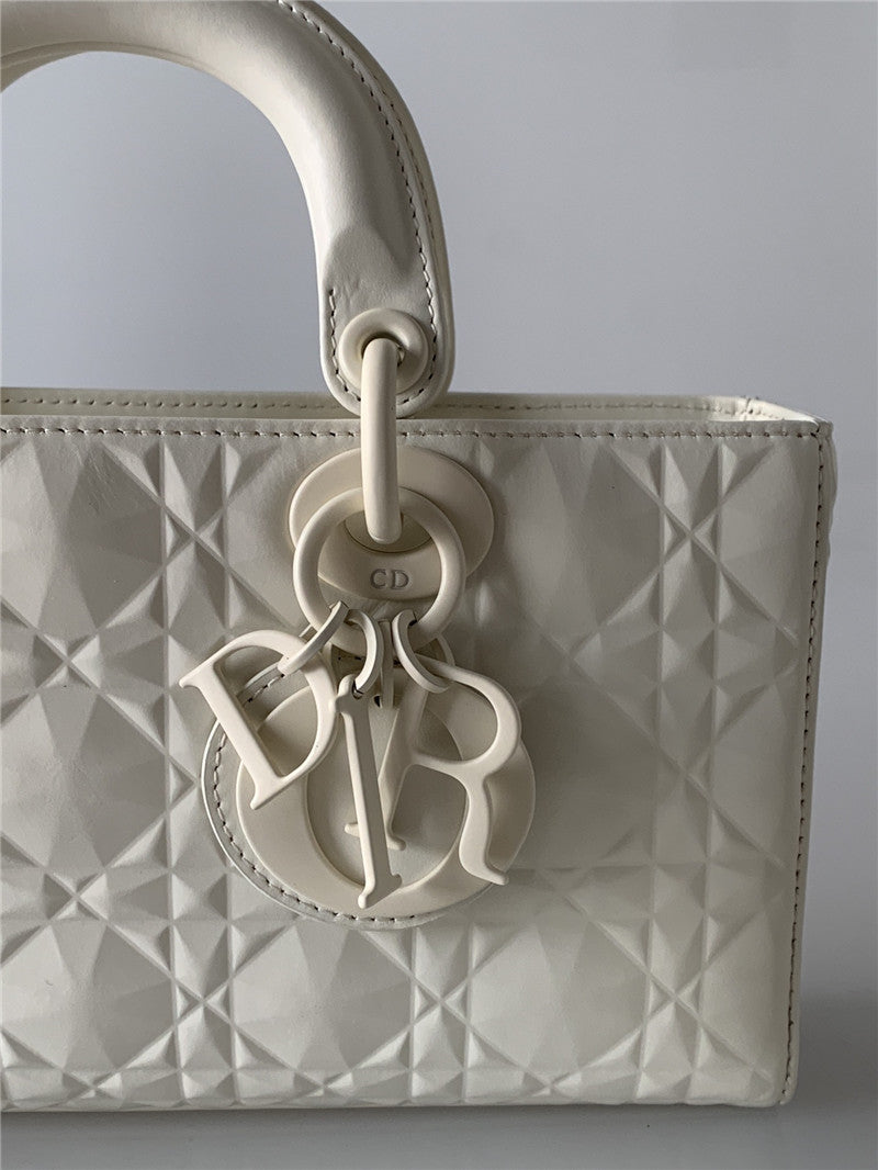 High Quality Luxury Dior Lady D-Joy Bag – Style 25420 product detail