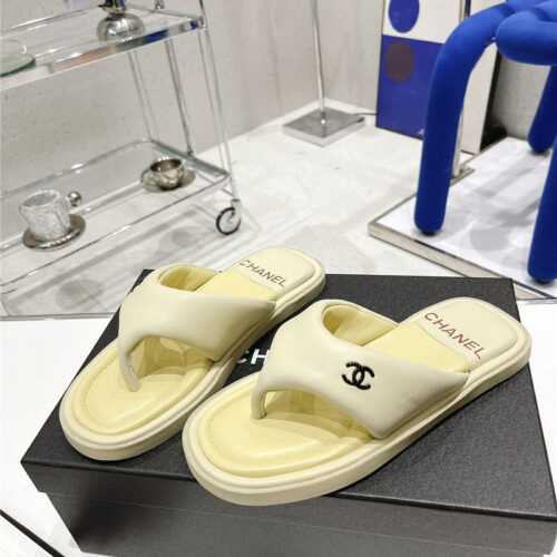 High Quality Luxury Chanel Bread Flip Flops