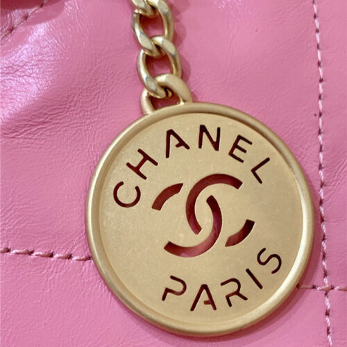 High Quality Luxury Chanel 22 Handbag Small – Style 46860 product detail