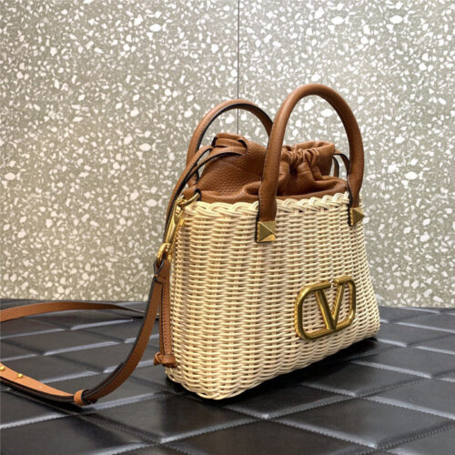 High Quality Luxury Valentino Vlogo Signature Wicker Bucket Bag product detail