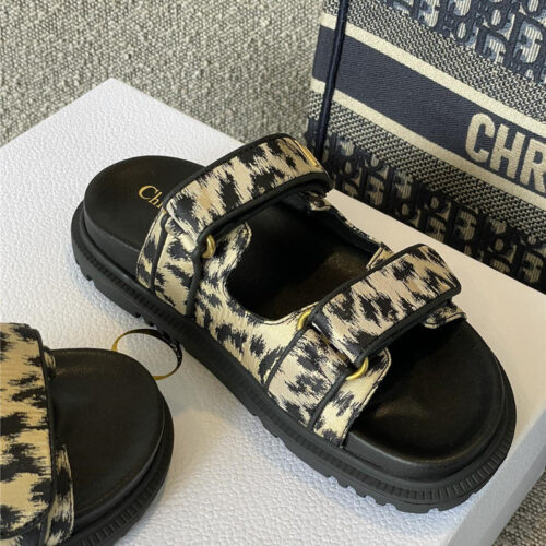 High Quality Luxury Dior Classic Slippers – Style 91430 product detail