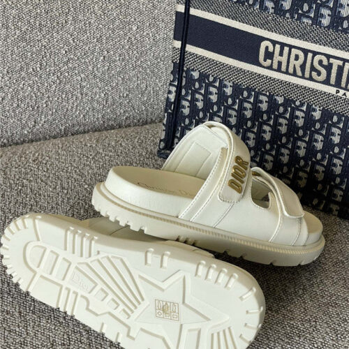 High Quality Luxury Dior Classic Slippers product detail