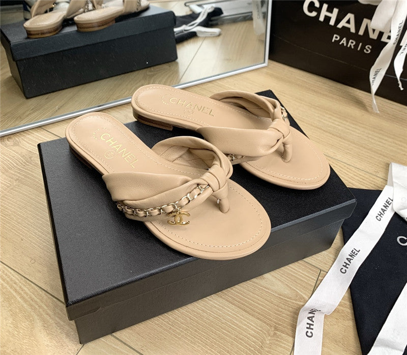 High Quality Luxury Chanel Flat Chain Slippers