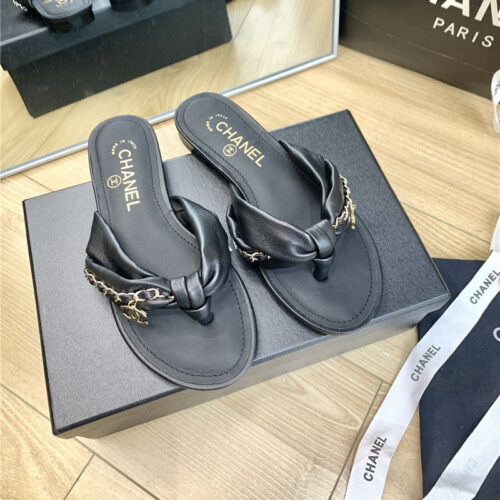 High Quality Luxury Chanel Flat Chain Slippers – Style 26918