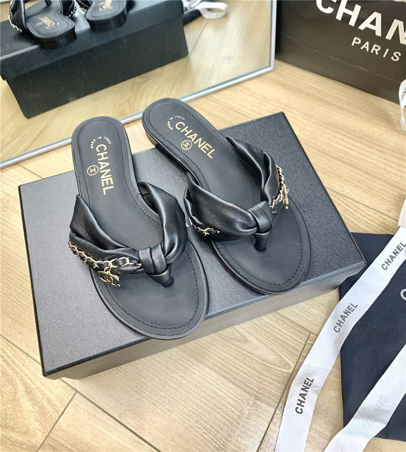 High Quality Luxury Chanel Flat Chain Slippers – Style 26918