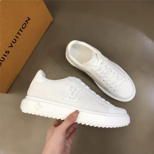 High Quality Luxury Louis Vuitton Mens Time Out Sneakers – Style 39811