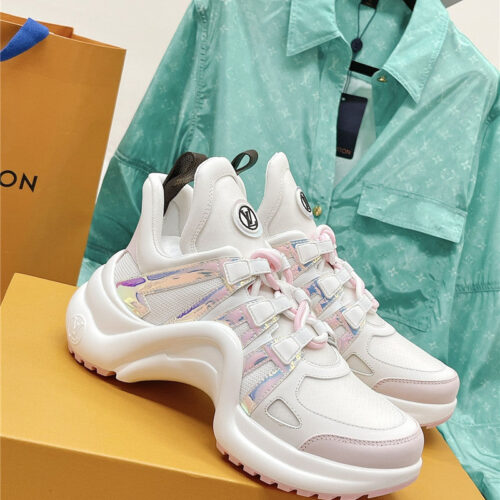 High Quality Luxury Louis Vuitton Archlight Sneakers alternate view