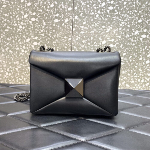 High Quality Luxury Valentino Garavani One Stud Bag