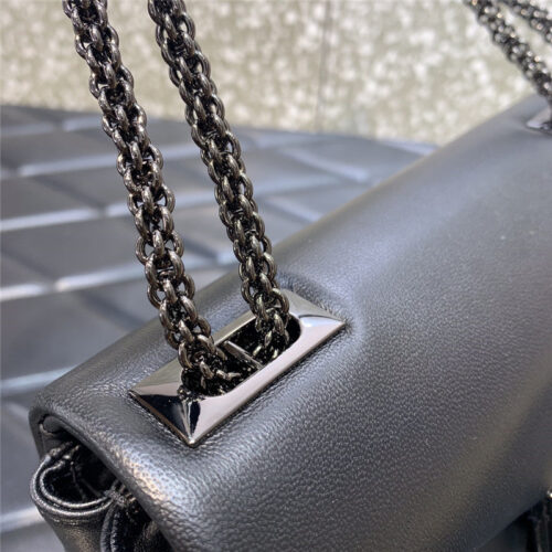 High Quality Luxury Valentino Garavani One Stud Bag product detail
