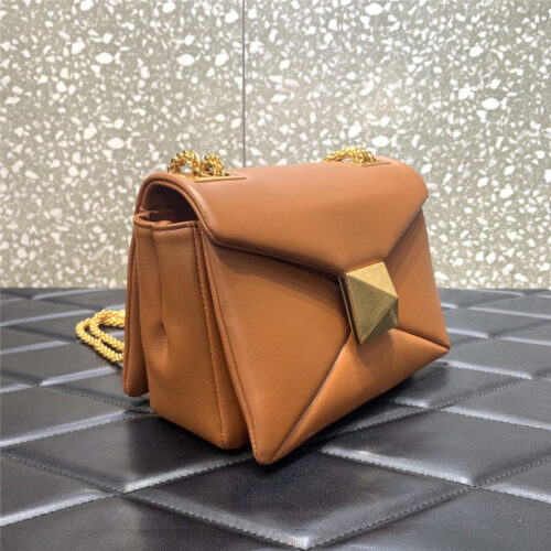 High Quality Luxury Valentino Garavani One Stud Bag – Style 03650 product detail