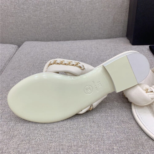 High Quality Luxury Chanel Flip-Flop Chain Sheepskin Slippers – Style 86630 product detail