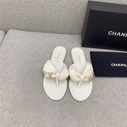 High Quality Luxury Chanel Flip-Flop Chain Sheepskin Slippers – Style 86630 alternate view