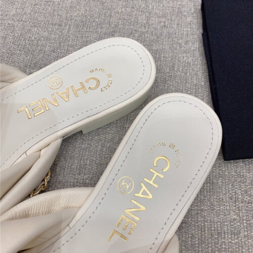 High Quality Luxury Chanel Flip-Flop Chain Sheepskin Slippers – Style 86630 product detail