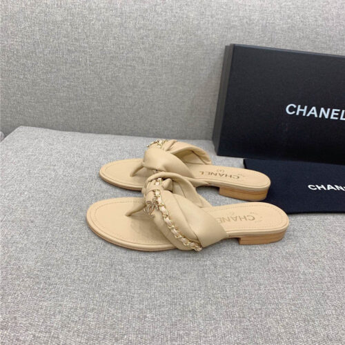 High Quality Luxury Chanel Flip-Flop Chain Sheepskin Slippers – Style 17702 product detail