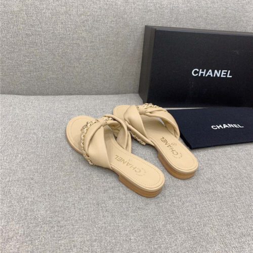 High Quality Luxury Chanel Flip-Flop Chain Sheepskin Slippers – Style 17702 product detail