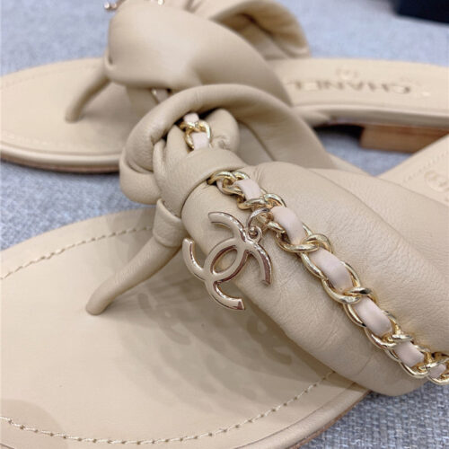 High Quality Luxury Chanel Flip-Flop Chain Sheepskin Slippers – Style 17702 product detail