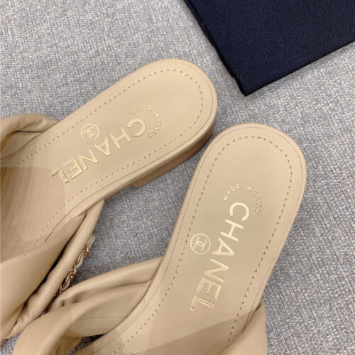 High Quality Luxury Chanel Flip-Flop Chain Sheepskin Slippers – Style 17702 product detail
