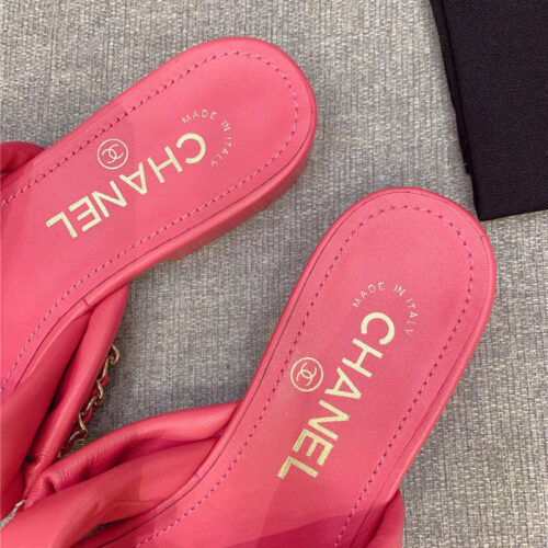 High Quality Luxury Chanel Flip-Flop Chain Sheepskin Slippers – Style 14310 product detail
