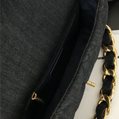 High Quality Luxury Chanel Chunky Chain Denim Bag product detail