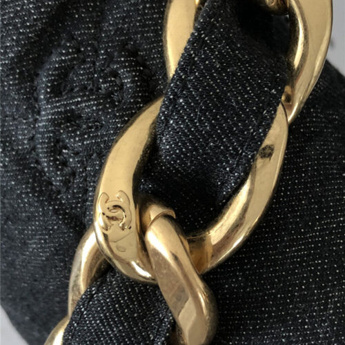 High Quality Luxury Chanel Chunky Chain Denim Bag product detail