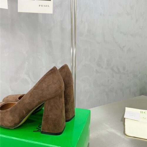 High Quality Luxury Bottega Veneta Square Toe Block Heels product detail