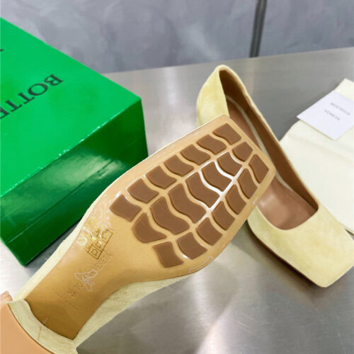 High Quality Luxury Bottega Veneta Square Toe Block Heels – Style 44326 product detail