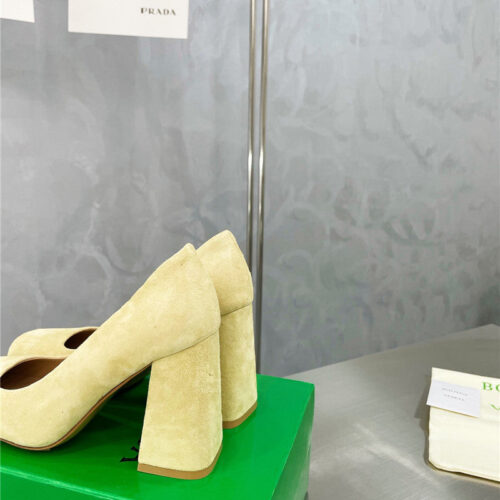 High Quality Luxury Bottega Veneta Square Toe Block Heels – Style 44326 product detail