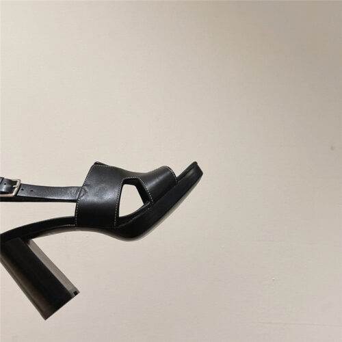 High Quality Luxury Hermes Chunky Heel Sandals – Style 25923 product detail