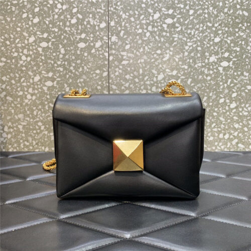 High Quality Luxury Valentino Garavani One Stud Bag – Style 03648