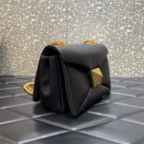 High Quality Luxury Valentino Garavani One Stud Bag – Style 03648 product detail