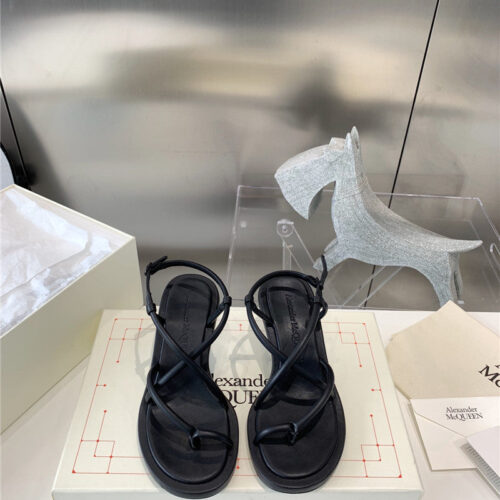 High Quality Luxury Alexander McQueen Strappy Leather Sandals – Style 80099 product detail