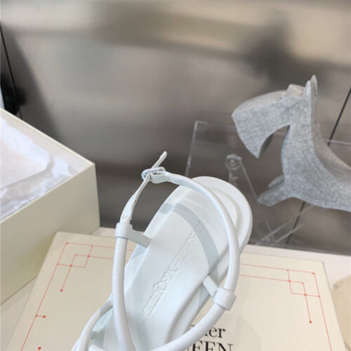 High Quality Luxury Alexander McQueen Strappy Leather Sandals product detail