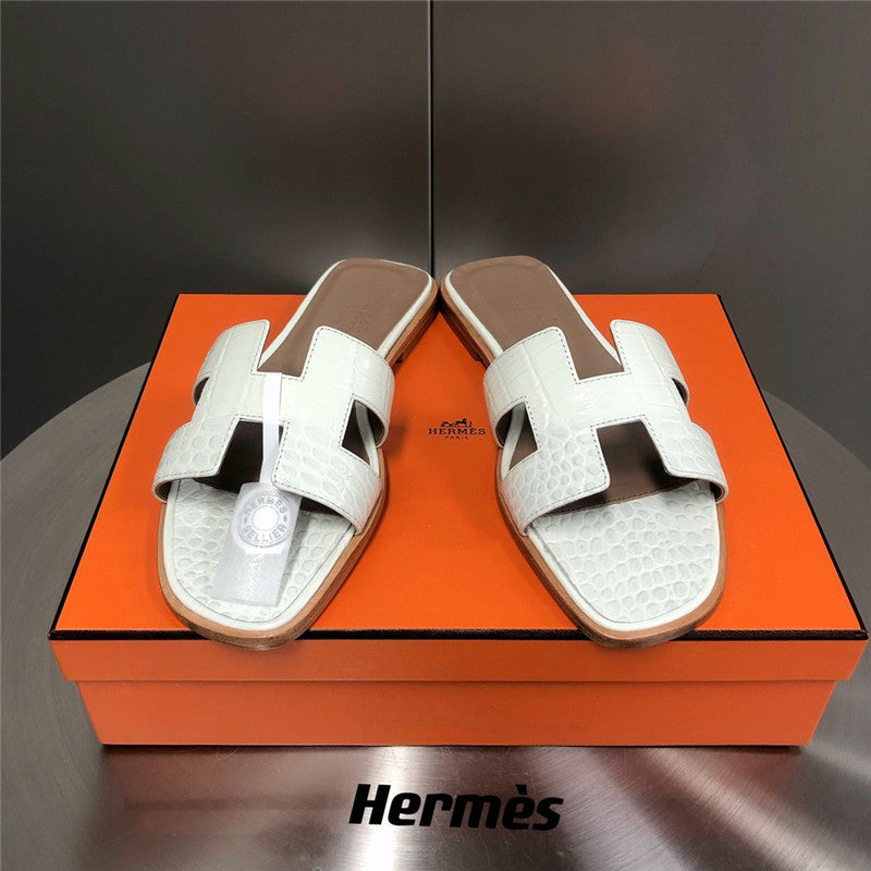 High Quality Luxury Hermes Oran Crocodile Slippers product detail