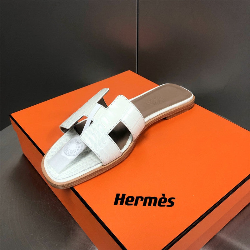 High Quality Luxury Hermes Oran Crocodile Slippers product detail
