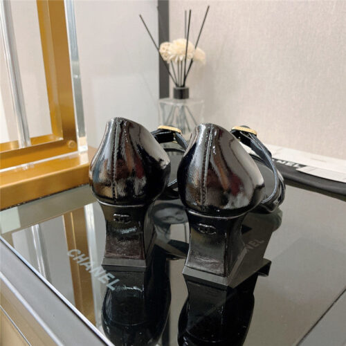 High Quality Luxury Chanel Chunky Heel Sandals – Style 15686 product detail