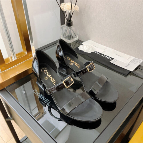 High Quality Luxury Chanel Chunky Heel Sandals – Style 15686